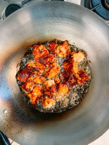 Chicken deep fried in oil
